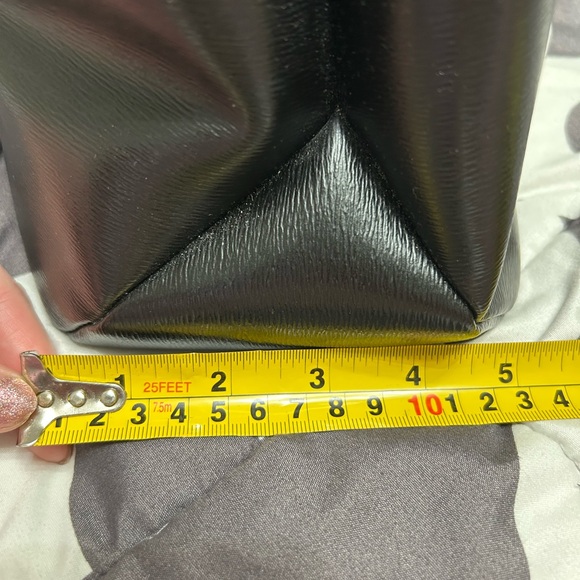 Ralph Lauren leather satchel black & gold hardware - Picture 10 of 11